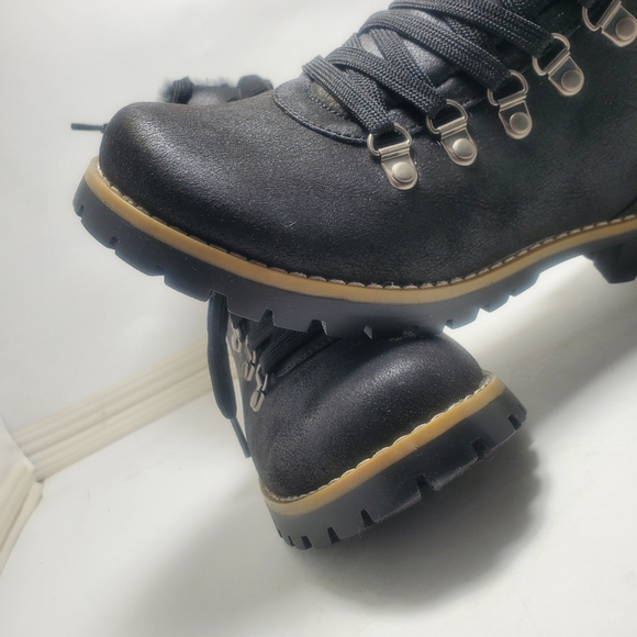 NIB Women's Cliffs Hiking Boots SZ 7.5 - Picture 4 of 6